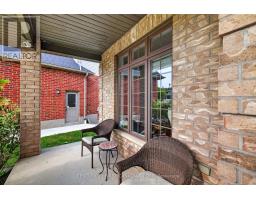 834 TALISMAN CRESCENT - 3