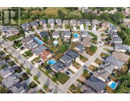 834 TALISMAN CRESCENT - 49