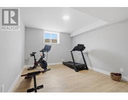 1886 FOUNTAIN GRASS DRIVE - 38