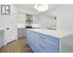 18 MCNAB STREET - 12