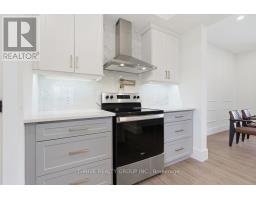 18 MCNAB STREET - 13