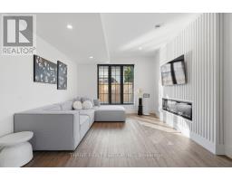 18 MCNAB STREET - 16