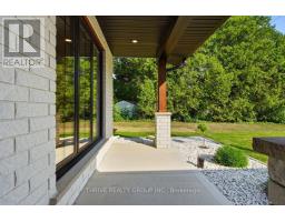 18 MCNAB STREET - 4