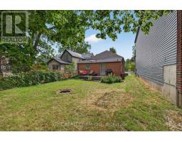 820.5 MAITLAND STREET - 24