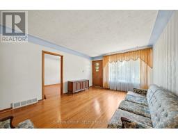 25 GLADSTONE AVENUE - 18