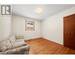 25 GLADSTONE AVENUE - 23