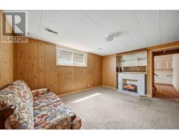 25 GLADSTONE AVENUE - 34