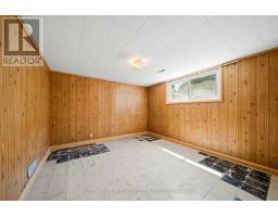 25 GLADSTONE AVENUE - 35