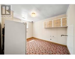 25 GLADSTONE AVENUE - 36