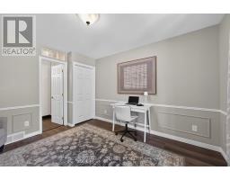 48 LOOKOUT COURT - 10