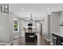 48 LOOKOUT COURT - 15