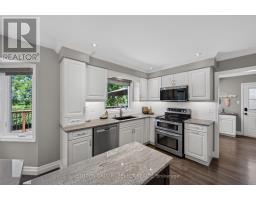 48 LOOKOUT COURT - 17