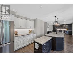 48 LOOKOUT COURT - 19