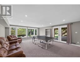 48 LOOKOUT COURT - 31