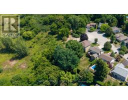 48 LOOKOUT COURT - 37