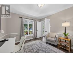 48 LOOKOUT COURT - 9