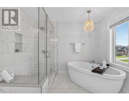 87 DAVENTRY WAY - 24
