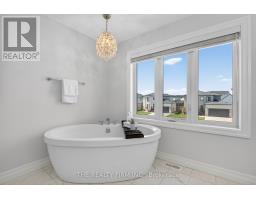 87 DAVENTRY WAY - 25