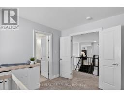 87 DAVENTRY WAY - 31