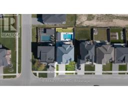 87 DAVENTRY WAY - 45