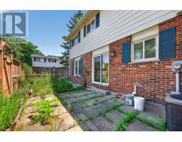 10 - 69 CONWAY DRIVE - 29