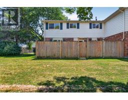 10 - 69 CONWAY DRIVE - 31