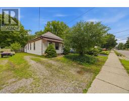 548 ELIZABETH STREET - 1