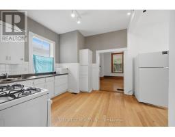 548 ELIZABETH STREET - 12