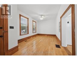 548 ELIZABETH STREET - 5