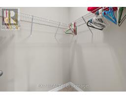 930 SILVERFOX CRESCENT - 33