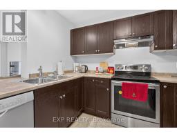 930 SILVERFOX CRESCENT - 8