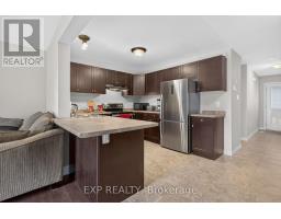930 SILVERFOX CRESCENT - 9