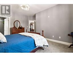 7 - 727 APRICOT DRIVE - 17