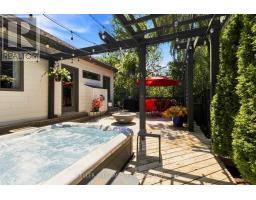 7 - 727 APRICOT DRIVE - 27