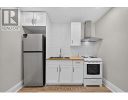 631 PEEL STREET - 40