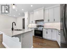 15 - 49 ROYAL DORNOCH DRIVE - 12