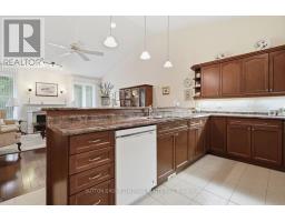 15 - 455 HYDE PARK ROAD - 20