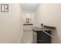 15 - 455 HYDE PARK ROAD - 46