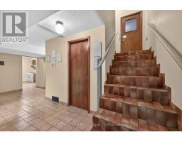 27 STIRRUP COURT - 25