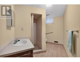 27 STIRRUP COURT - 32