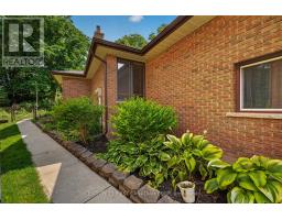27 STIRRUP COURT - 38