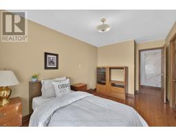 27 STIRRUP COURT - 9