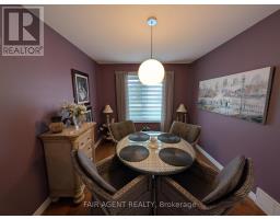 110 MILTON SEILER CRESCENT - 21
