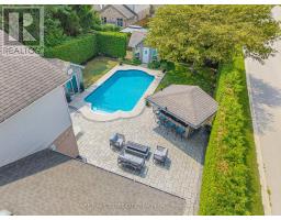 43 MEREDITH DRIVE - 38
