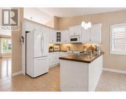 648 THISTLEWOOD DRIVE - 14