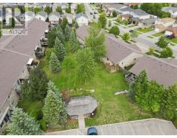 648 THISTLEWOOD DRIVE - 42