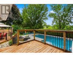 653 VISCOUNT ROAD - 40
