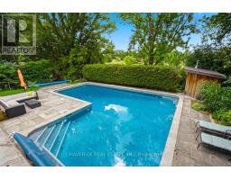 653 VISCOUNT ROAD - 41