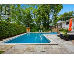 653 VISCOUNT ROAD - 44