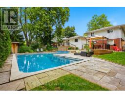653 VISCOUNT ROAD - 45